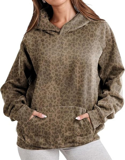 Women'S Camouflage Hooded Sweatshirt with Maple Leaf Print